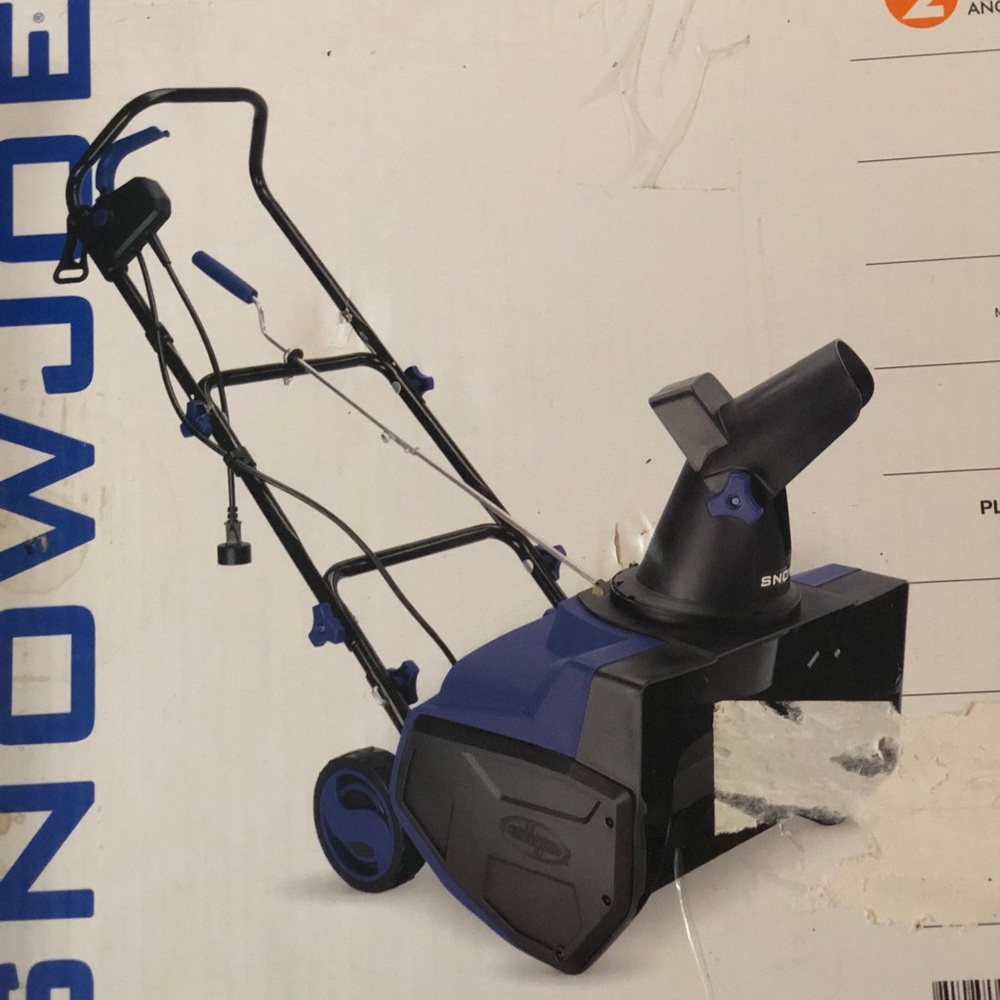 Snowblower electric brand new